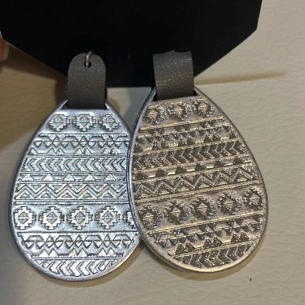 Teal and Silver Patterned Teardrop Earrings - Picture 3 of 3